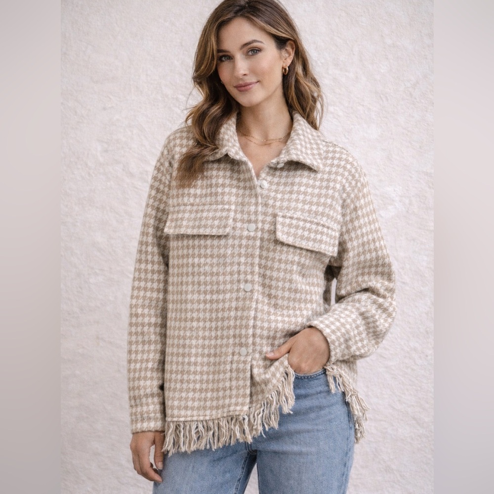 Shero Oversized Houndstooth Fringe Shacket Tan White | Oversized S - Picture 11 of 11